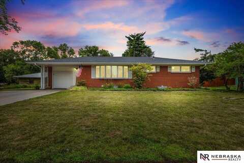 1800 Morningside Drive, Lincoln, NE 68506