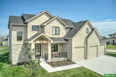 3925 S 211 Street, Elkhorn, NE 68022
