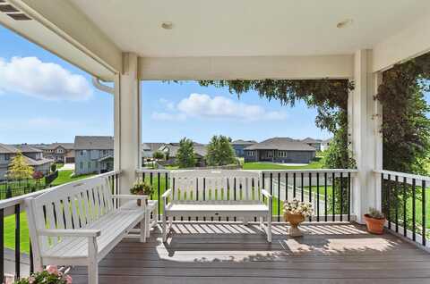 745 N 10th Avenue, Springfield, NE 68059