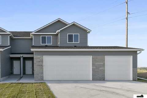 1944 Flagstone Road, Lincoln, NE 68521
