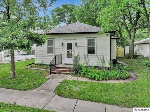114 Chestnut Street, Hickman, NE 68372