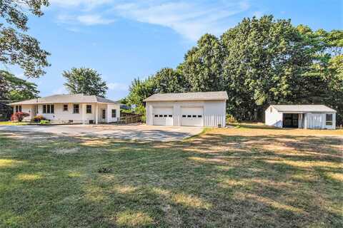 5005 Ridge Road, Stevensville, MI 49127