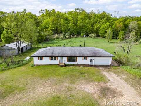 9081 E Baker Road, Hesperia, MI 49421