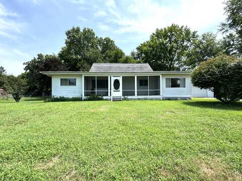 118 Schirmer Parkway, Buchanan, MI 49107