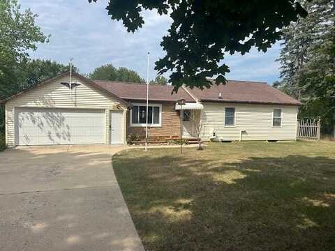 1045 N 4th Avenue, Big Rapids, MI 49307