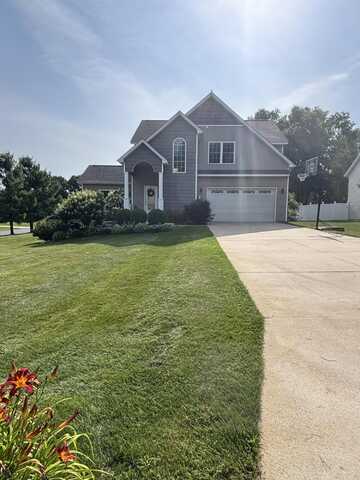 8127 Petoskey Street, Kalamazoo, MI 49009