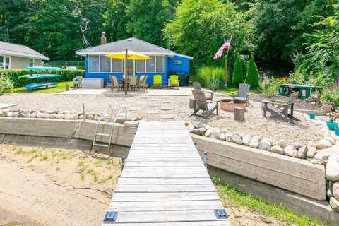 17588 South Street, Vandalia, MI 49095
