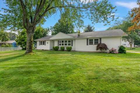 27 N Peach Street, Hart, MI 49420
