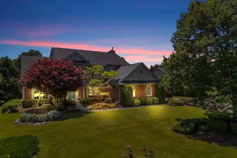 23397 Spy Glass Hill N, South Lyon, MI 48178