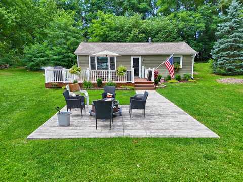 63166 Lakeshore Drive, Dowagiac, MI 49047