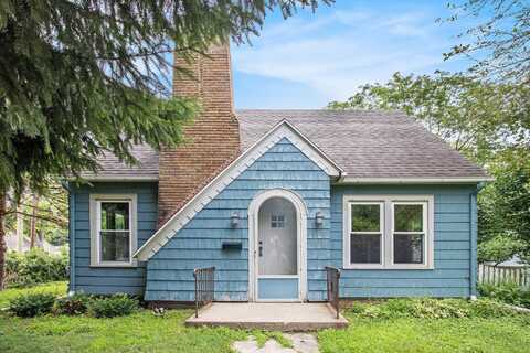 3707 Portage Street, Kalamazoo, MI 49001