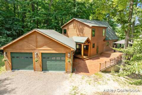12199 Hart Street NE, Greenville, MI 48838
