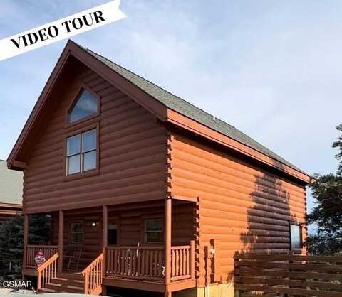 1079 Towering Oaks Drive, Sevierville, TN 37876