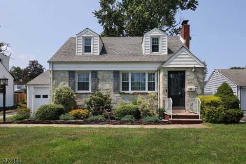 86 St. Laurent Dr, Clark, NJ 07066