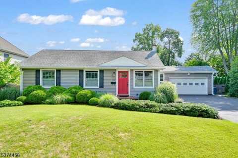 143 Delmar Ave, Glen Rock, NJ 07452