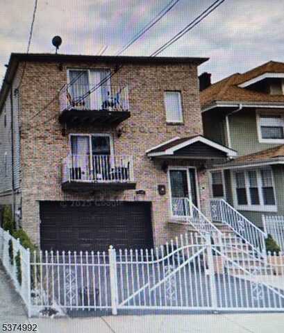 134 Lehigh Ave, Newark, NJ 07112