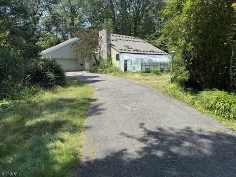 83 Timberbrook Rd, Rockaway, NJ 07866