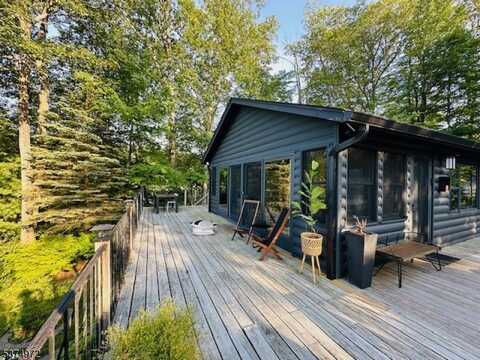 523 Upper Highland Lks Dr, Vernon, NJ 07422