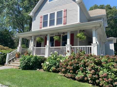 476 Grove St, Montclair, NJ 07043