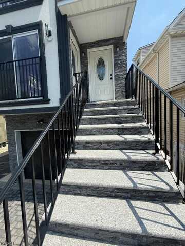 515 Walnut St, Elizabeth, NJ 07201
