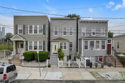 470 MALLORY AVE, JC, Journal Square, NJ 07306