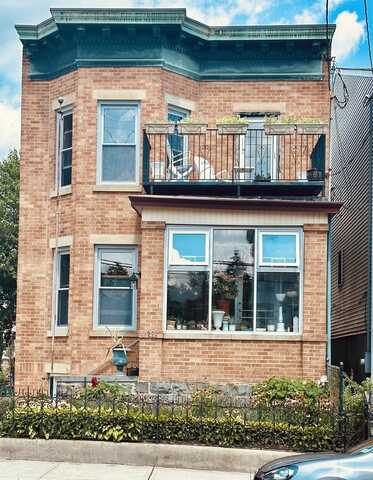 22 46TH ST, Weehawken, NJ 07086