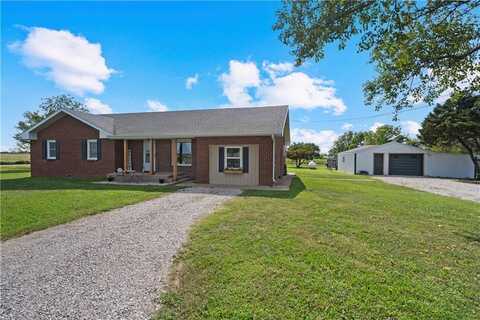 16002 Lyon Road, Altamont, KS 67330
