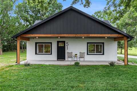 52 SE 208th Street, Holt, MO 64048