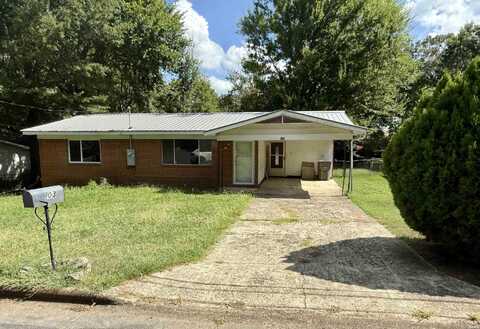 203 LARY Street, Hot Springs, AR 71913