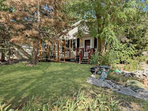 856 N Garfield, Moscow, ID 83843