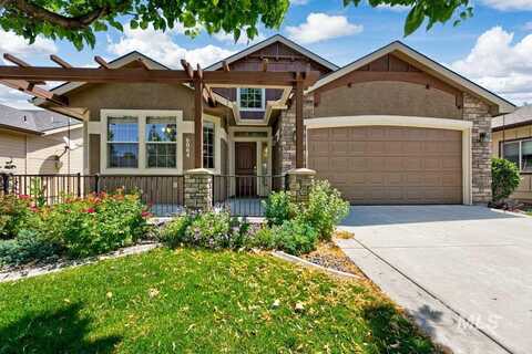 6064 N Saguaro Hills Ave, Meridian, ID 83646