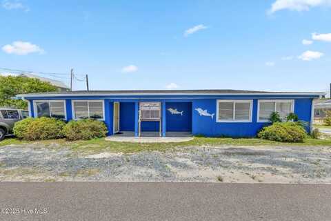 621 N New River Drive, Surf City, NC 28445