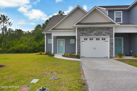 428 Guppy Loop Road, Sneads Ferry, NC 28460