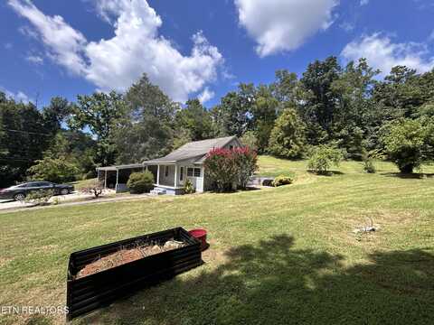 417 Wolfe Rd, Luttrell, TN 37779