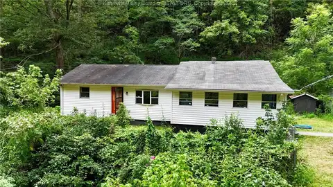 1749 Chapps Fork Road, Charleston, WV 25312