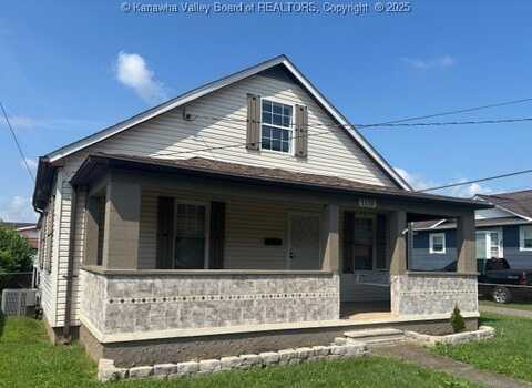 1110 Benamati Avenue, Nitro, WV 25143