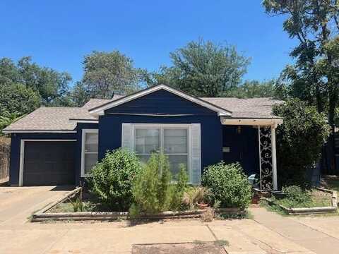 2807 Elgin Avenue, Lubbock, TX 79410