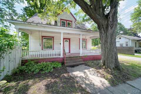 224 Berry, Adrian, MI 49221