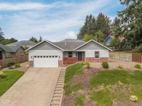 5699 NE Voyage Way, Lincoln City, OR 97367