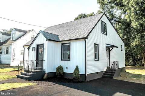 431 E PARK AVE, MAPLE SHADE, NJ 08052