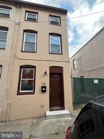 226 S REGESTER ST, BALTIMORE, MD 21231