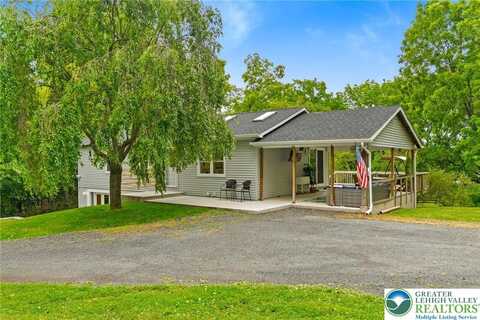 2007 Springtown Hill Road, Shamokin, PA 18055