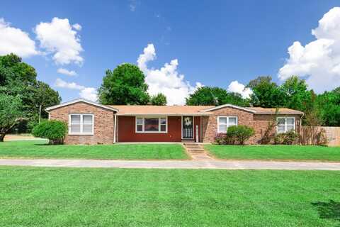 8178 QUITO, Millington, TN 38053