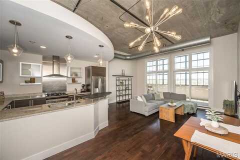 4100 Forest Park Avenue, Saint Louis, MO 63108
