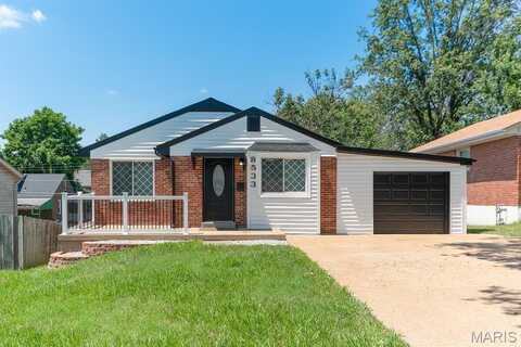 8533 Mackenzie Road, Saint Louis, MO 63123