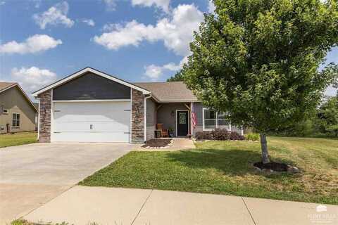 3312 Half Full Drive, Manhattan, KS 66502