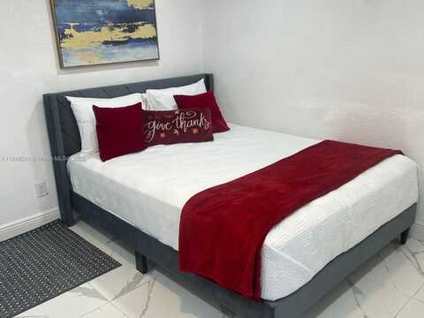 19851 NW 1st Ave, Miami Gardens, FL 33169
