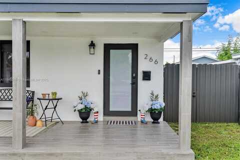 266 W 38th St, Hialeah, FL 33012