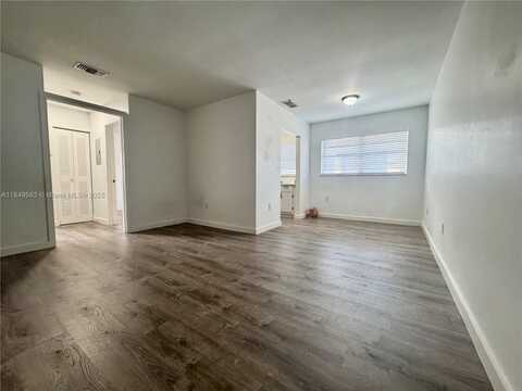 5889 W 26th Ave, Hialeah, FL 33016