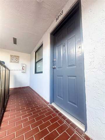 5883 W 26th Ave, Hialeah, FL 33016